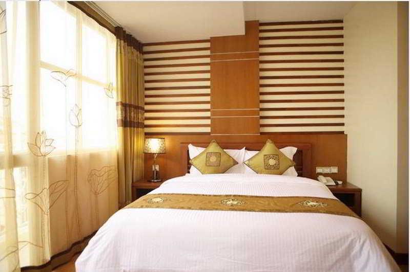 Prince Hanoi Hotel Экстерьер фото